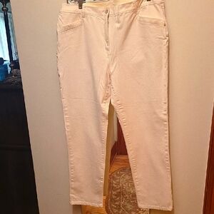 Chico's Straight Leg Cream Jeans Size 3  Regular